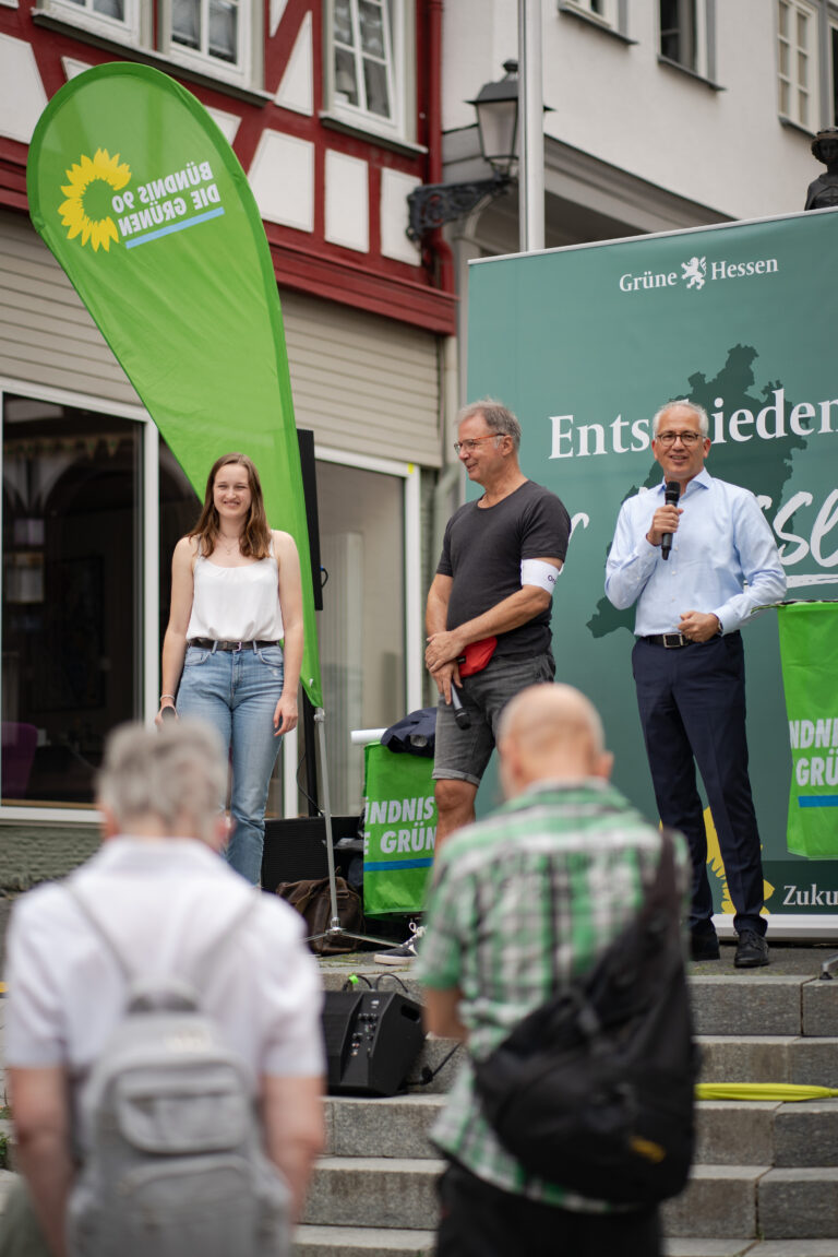 Town-Hall mit Tarek Al-Wazir auf dem Wetzlarer Eisenmarkt