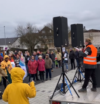 Demo in Ehringshausen – Gemeinsam für die Demokratie
