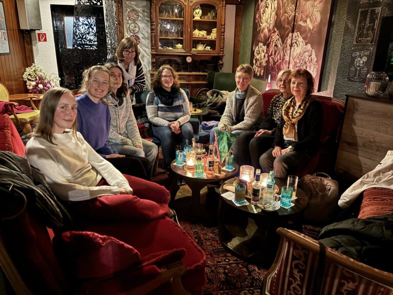 Politischer Frauenstammtisch