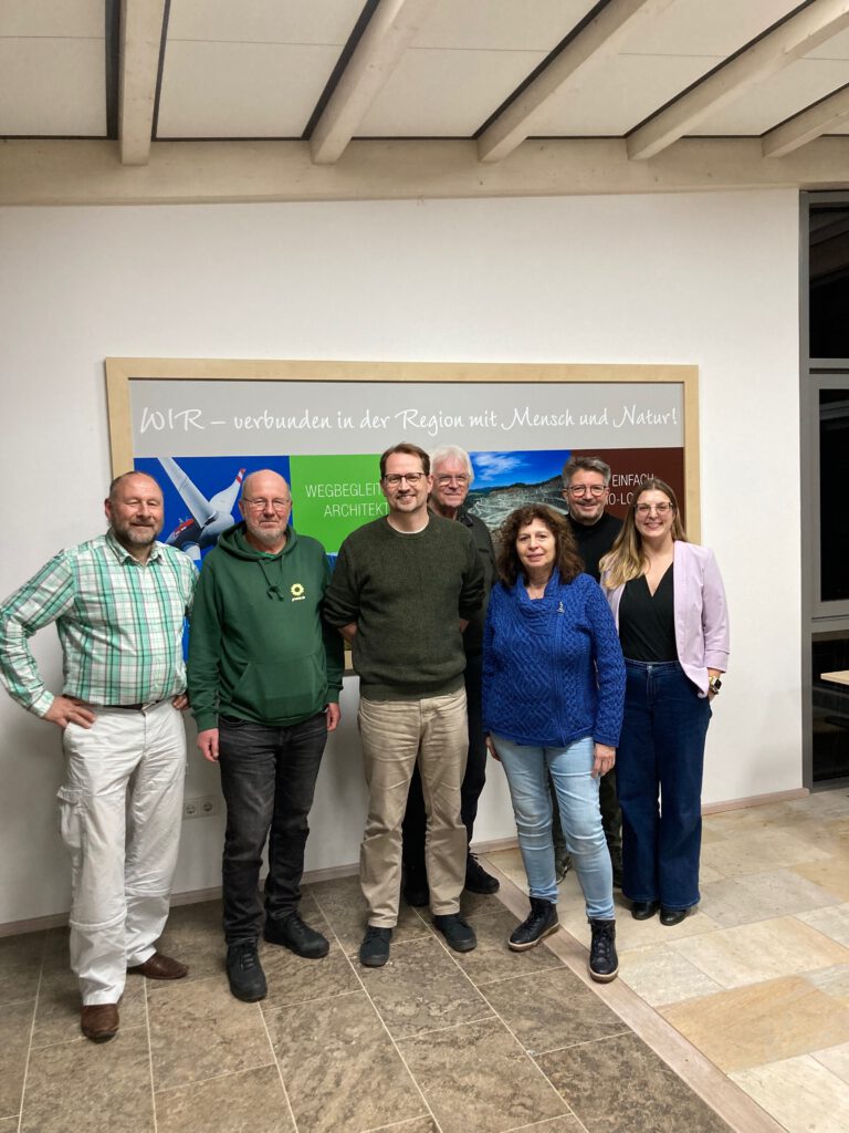 Kreistagsfraktion besucht die Hermann Hofmann Gruppe